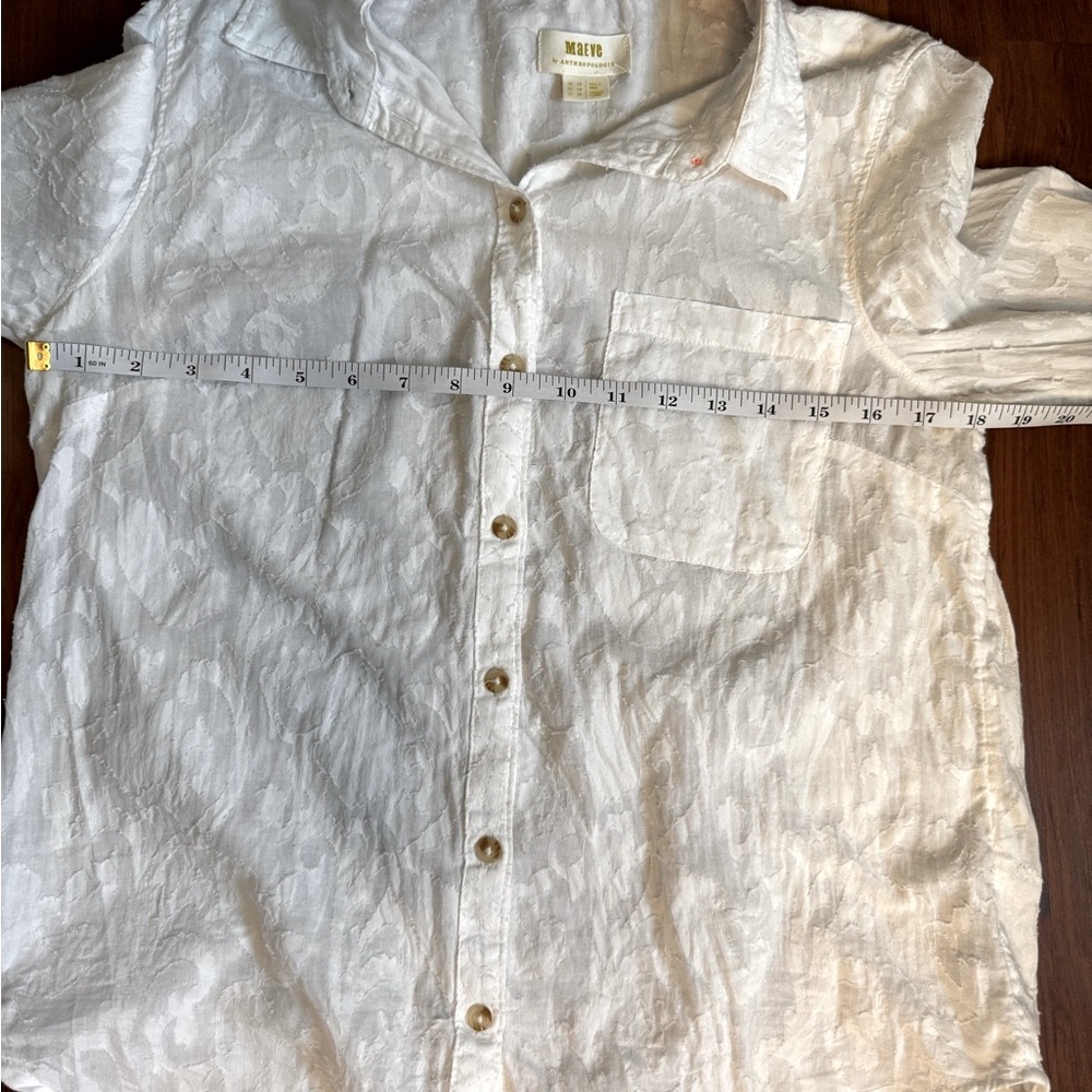Maeve By Anthropologie White Textured Floral Button Down Blouse size 10 Cotton - Picture 9 of 10